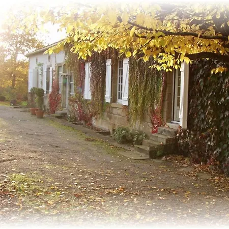 Lumineuse Avec Espaces Communs Et Court De Tennis A - Fr-1-589-713 Bed & Breakfast 3*